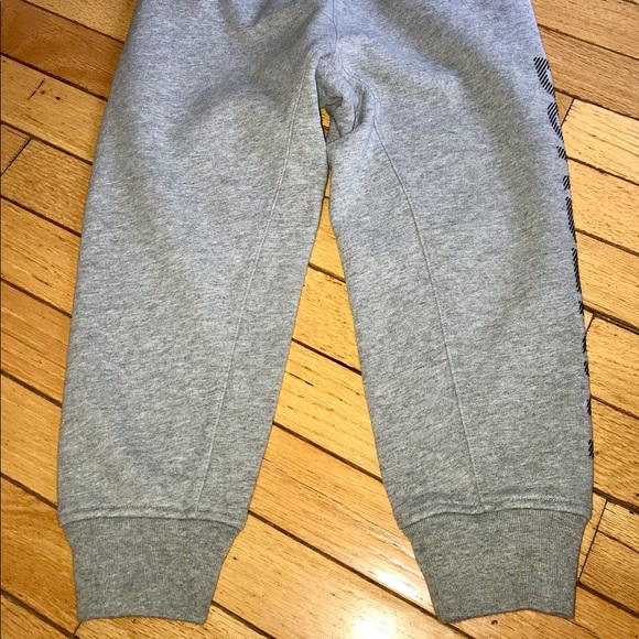 🚫SOLD🚫BURBERRY LOGO SWEATPANTS SZ 8 - Picture 3 of 9